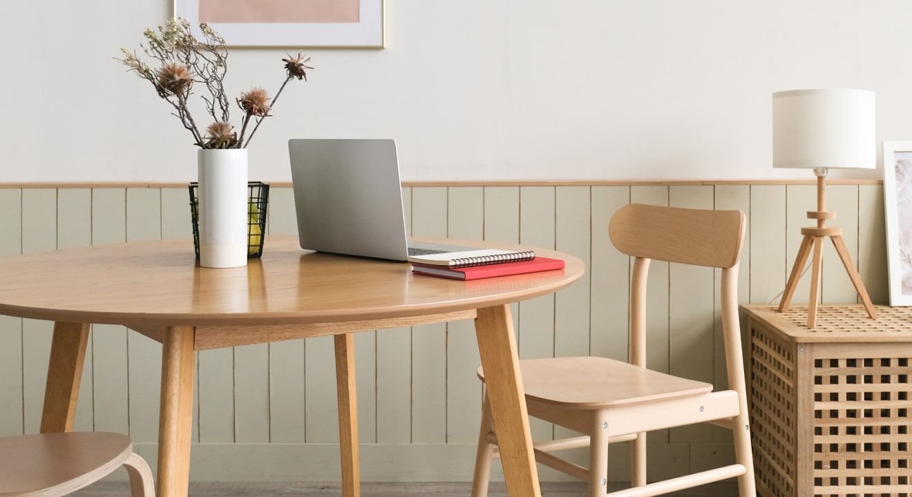 آباژور و شمعدان