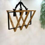 لوستر چوب فلز مدل مثلت در مستطیل سه لامپی