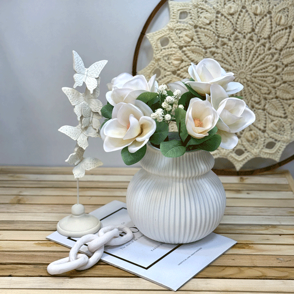 گلدان مونیخ رزین