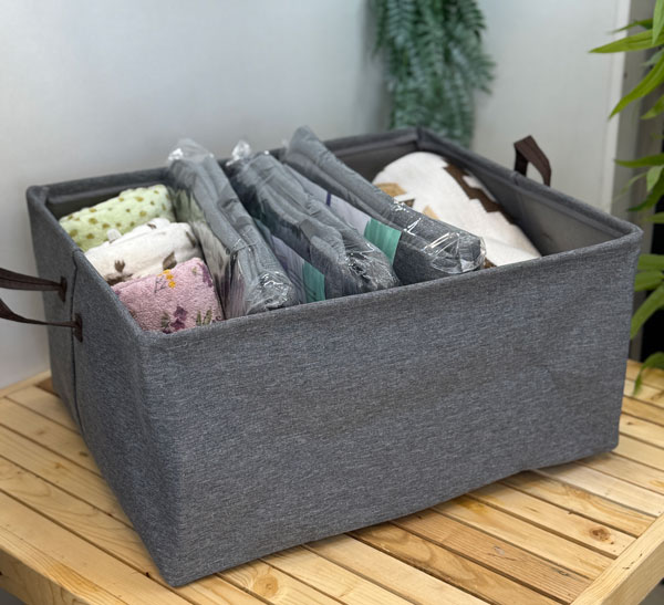 نظم دهنده لباس و شلوار برزنتی بزرگ